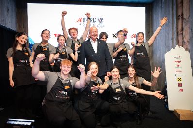 Am 7. Februar 2026 besuchte Bundeskanzler Christian Stocker die Olympischen Winterspiele in Cortina d'Ampezzo.