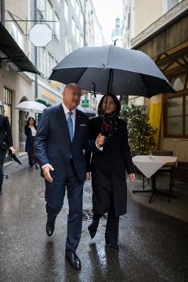 Am 12. M&auml;rz 2026 traf Bundeskanzler Christian Stocker (l.) im Rahmen seines Bundesl&auml;ndertages die Landeshauptfrau von Salzburg Karoline Edtstadler (r.).