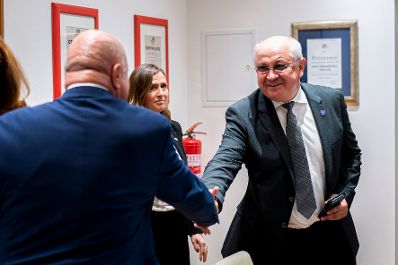Am 28. April 2026 reiste Bundeskanzler Christian Stocker (l.) zu einem Arbeitsbesuch nach Dubrovnik. Im Bild mit dem Ministerpr&auml;sident der Republik Moldau, Alexandru Munteanu (r.).
