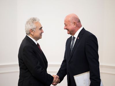 Am 11. Mai 2026 empfing Bundeskanzler Christian Stocker (r.) den Vorsitzenden der Internationalen Energieagentur der OECD, Fatih Birol (l.) zu einem Arbeitsgespr&auml;ch im Bundeskanzleramt.
