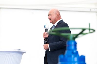 Am 18. Mai 2026 nahm Bundeskanzler Christian Stocker (im Bild) an der Feier zum offiziellen Start der Gasproduktion in Wittau teil.