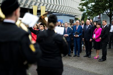 Am 10. Juni 2026 nahm Bundeskanzler Christian Stocker an der Er&ouml;ffnung des 75. St&auml;dtetags in Leoben teil. Im Bild mit Bundespr&auml;sident Alexander Van der Bellen.