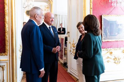 Am 16. Juni 2026 nahm Bundeskanzler Christian Stocker am Austrian World Summit 2026 teil. Im Bild (v.l.n.r.) Bundespr&auml;sident Alexander Van der Bellen, Bundeskanzler Christian Stocker, Doris Schmidauer und Kamala Harris.
