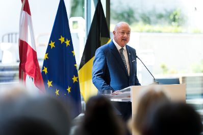 Am 19. Juni 2026 er&ouml;ffnete Bundeskanzler Christian Stocker (im Bild) gemeinsam mit Bundesministerin Claudia Bauer und Bundesministerin Beate Meinl-Reisinger das &Ouml;sterreich-Haus in Br&uuml;ssel.