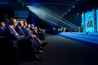 Am 25. Juni 2026 nahm Bundeskanzler Christian Stocker an der Ukraine Recovery Konferenz in Danzig teil.
