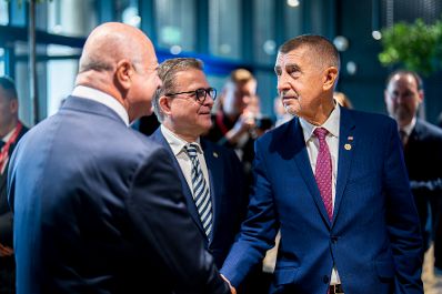 Am 25. Juni 2026 nahm Bundeskanzler Christian Stocker (l.) an der Ukraine Recovery Konferenz in Danzig teil. Im Bild mit Andrej Babi&scaron; (r.), Ministerpr&auml;sident der Tschechischen Republik.
