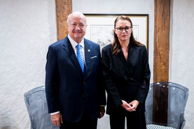 Am 25. Juni 2026 nahm Bundeskanzler Christian Stocker (l.) an der Ukraine Recovery Konferenz in Danzig teil. Im Bild bei einem Arbeitsgespr&auml;ch mit Julija Swyrydenko (r.), Ministerpr&auml;sidentin der Ukraine.