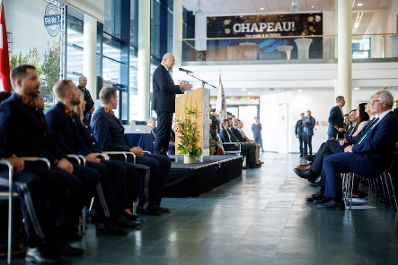 Am 26. Juni 2026 nahm Bundeskanzler Christian Stocker an der Sponsionsfeier &amp; 20 Jahre Sicherheitskooperation Feier teil.
