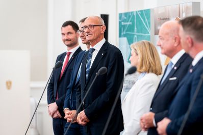 Am 01. Juli 2026 nahm Bundeskanzler Christian Stocker an einer Pressekonferenz zur Reformpartnerschaft teil. Im Bild Landeshauptmann Anton Mattle.