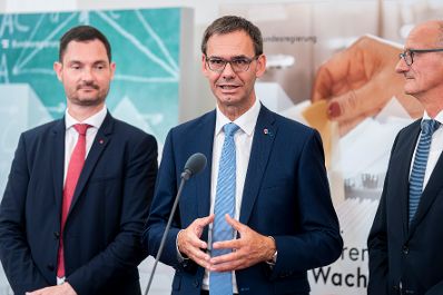 Am 01. Juli 2026 nahm Bundeskanzler Christian Stocker an einer Pressekonferenz zur Reformpartnerschaft teil. Im Bild Landeshauptmann Markus Wallner.