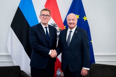 Am 3. Juni 2026 empfing Bundeskanzler Christian Stocker (r.) den Estnischen Premierminister Kristen Michal (l.) zu einem Arbeitsgespr&auml;ch.