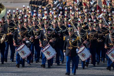 Am 13. Juli 2026 reiste Bundeskanzler Christian Stocker zu einem mehrt&auml;gigen Arbeitsbesuch nach Paris. Im Bild beim Besuch der Milit&auml;rparade anl&auml;sslich des franz&ouml;sischen Nationalfeiertags.