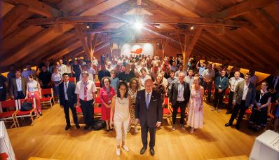 Am 24. Juli 2026 lud Bundeskanzler Christian Stocker (im Bild) zur Veranstaltung "&Ouml;sterreich im Gespr&auml;ch" in Schwarzenberg.