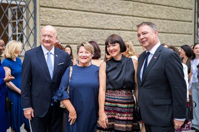 Am 26. Juli 2026 besuchte Bundeskanzler Christian Stocker (l.) die Er&ouml;ffnung der Salzburger Festspiele in Salzburg. Im Bild mit Vizekanzler Andreas Babler (r.).