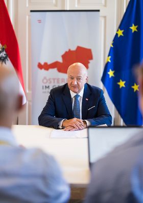 Am 28. Juli 2026 lud Bundeskanzler Christian Stocker (im Bild) zur Veranstaltung "&Ouml;sterreich im Gespr&auml;ch" in Wien.