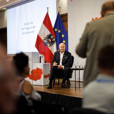 Am 7. August 2026 lud Bundeskanzler Christian Stocker zur Veranstaltung "&Ouml;sterreich im Gespr&auml;ch" in Salzburg.