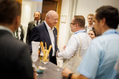 Am 7. August 2026 lud Bundeskanzler Christian Stocker zur Veranstaltung "&Ouml;sterreich im Gespr&auml;ch" in Salzburg.