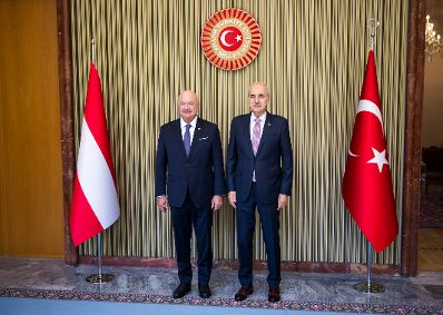Am 10. August 2026 reiste Bundeskanzler Christian Stocker (l.) zu einem Arbeitsbesuch nach Ankara. Im Bild mit Numan Kurtulmuş (r.) dem Parlamentspr&auml;sidenten der Gro&szlig;en Nationalversammlung der T&uuml;rkei.