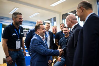 Am 2. Oktober 2026 nahm Bundeskanzler Christian Stocker am 72. &Ouml;sterreichischen Gemeindetag in Salzburg teil.