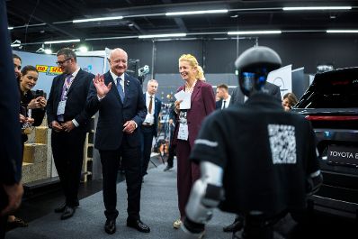 Am 2. Oktober 2026 nahm Bundeskanzler Christian Stocker am 72. &Ouml;sterreichischen Gemeindetag in Salzburg teil.