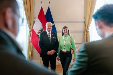 Am 26. Oktober 2026 lud Bundeskanzler Christian Stocker (im Bild) anl&auml;sslich des Nationalfeiertags Besucherinnen und Besucher zum Tag der offenen T&uuml;r ins Bundeskanzleramt.