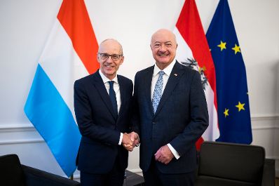 Am 29. Juli 2026 empfing Bundeskanzler Christian Stocker (r.) den Premierminister des Gro&szlig;herzogtums Luxemburg Luc Frieden (l.) zu einem Gespr&auml;ch.