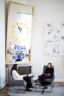 Am 26. M&auml;rz 2025 empfing Bundesministerin Claudia Plakolm (r.) die EU-Abgeordnete Sophia Kircher (l.) zu einem Arbeitsgespr&auml;ch.