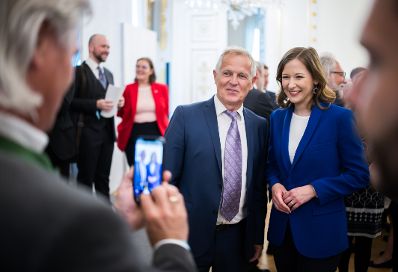 Am 6. Mai 2025 lud Bundesministerin Claudia Plakolm (r.) anl&auml;sslich des &bdquo;Empfang zur Osterzeit&ldquo; zahlreiche Vertreter der Kirchen und Religionsgesellschaften in &Ouml;sterreich, ins Bundeskanzleramt ein.