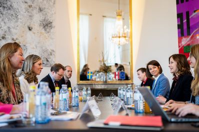 Am 14. Mai 2025 empfing Bundesministerin Claudia Plakolm (r.) die schwedischen EU-Ministerin Jessica Rosencrantz (l.) zu einem Arbeitsbesuch im Bundeskanzleramt.