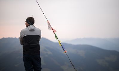 Am 27. August 2025 nahm Bundesministerin Claudia Plakolm gemeinsam mit Staatssekret&auml;r Alexander Pr&ouml;ll (im Bild) an der Gratlspitzwanderung teil.