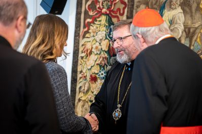 Am 10. September 2025 nahm Bundesministerin Claudia Plakolm (m.l.) an der Vollversammlung der Bisch&ouml;fe teil.
