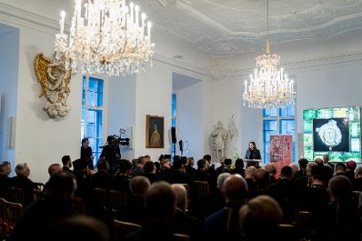 Am 10. September 2025 nahm Bundesministerin Claudia Plakolm an der Vollversammlung der Bisch&ouml;fe teil.