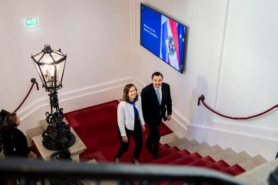 Am 6. November 2025 empfing Bundesministerin Claudia Plakolm (m.) den finnischen Minister f&uuml;r europ&auml;ische Angelegenheiten und Beteiligungsf&uuml;hrung Joakim Strand (r.) zu einem Arbeitsgespr&auml;ch.