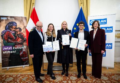 Am 9. Dezember 2025 nahm Bundesministerin Claudia Plakolm an der Verleihung des &bdquo;Plan Medienpreises f&uuml;r Kinderrechte&ldquo; im Bundeskanzleramt teil.