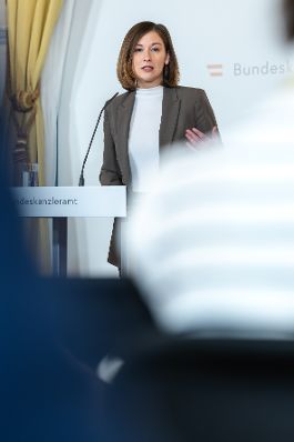 Am 8. J&auml;nner 2026 pr&auml;sentierte Bundesministerin Claudia Plakolm (im Bild) die aktuellen Zivildienst-Zahlen.