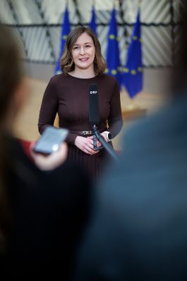 Am 26. J&auml;nner 2026 reiste Bundesministerin Claudia Bauer (im Bild) nach Br&uuml;ssel und nahm am Rat f&uuml;r &bdquo;Allgemeine Angelegenheiten&ldquo; der Europ&auml;ischen Union teil. Im Bild beim Doorstep.