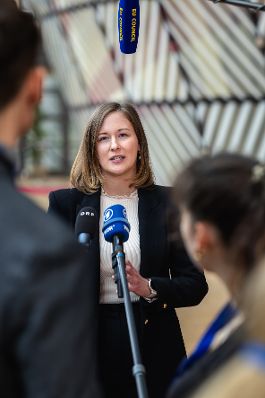 Am 17. M&auml;rz 2026 reiste Bundesministerin Claudia Bauer (m.) nach Br&uuml;ssel und nahm am Rat f&uuml;r &bdquo;Allgemeine Angelegenheiten&ldquo; der Europ&auml;ischen Union teil. Im Bild beim Doorstep.