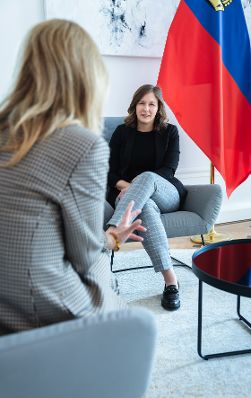 Am 18. M&auml;rz 2026 empfing Bundesministerin Claudia Bauer (r.), die stellvertretende Regierungschefin des F&uuml;rstentums Liechtenstein Sabine Monauni (l.) zu einem Arbeitsgespr&auml;ch im Bundeskanzleramt.