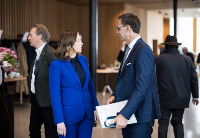 Am 26. M&auml;rz 2026 nahm Bundesministerin Claudia Bauer (l.) am &bdquo;Europa Forum Lech 2026&ldquo;, in Lech am Arlberg teil. Im Bild mit dem Landeshauptmann von Vorarlberg Markus Wallner (r.).