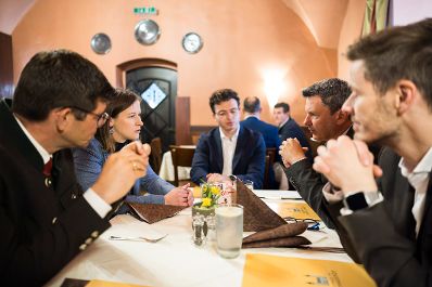 Am 14. April 2026 traf Bundesministerin Claudia Bauer (2.v.l.) im Rahmen ihres Bundesl&auml;ndertages den Landeshauptmann von K&auml;rnten Daniel Fellner (2.v.r.).