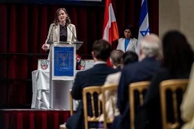 Am 6. Mai 2026 nahm Bundesministerin Claudia Bauer (l.) an den Feierlichkeiten anl&auml;sslich des Israelischen Unabh&auml;ngigkeitstages im Palais Liechtenstein teil.