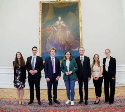 Am 15. Juni 2026 empfing Bundesministerin Claudia Bauer eine Besuchergruppe der Universit&auml;t Innsbruck im Bundeskanzleramt.