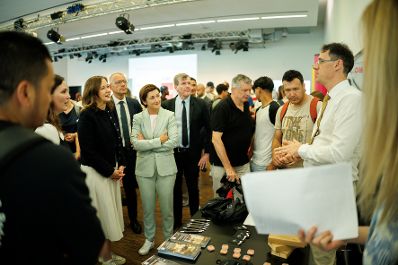 Am 22. Juni 2026 nahm Bundesministerin Claudia Bauer (im Bild) im Rahmen ihres Bundesl&auml;ndertages an der Karriereplattform des &Ouml;sterreichischer Integrationsfonds teil.