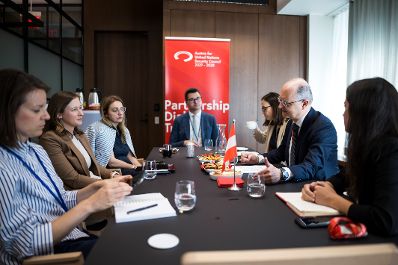 Am 13. Juli 2026 reiste Bundesministerin Claudia Bauer zu einem mehrt&auml;gigen Arbeitsbesuch nach New York. Im Bild beim Besuch der St&auml;ndigen Vertretung &Ouml;sterreichs bei der Europ&auml;ischen Union.