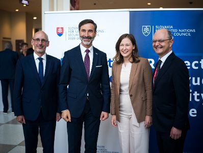 Am 13. Juli 2026 reiste Bundesministerin Claudia Bauer zu einem mehrt&auml;gigen Arbeitsbesuch nach New York. Im Bild (v.l.n.r.) der slowakischen Botschafter Peter Hul&eacute;nyi, der Minister f&uuml;r ausw&auml;rtige und europ&auml;ische Angelegenheiten der Slowakischen Republik Juraj Blan&aacute;r, Bundesministerin Claudia Bauer und der &ouml;sterreichische Botschafter Gregor K&ouml;ssler.