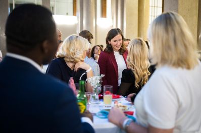 Am 7. Oktober 2026 nahm Bundesministerin Claudia Bauer an der Feier zum 15-j&auml;hrigen Bestehen von ZUSAMMEN:&Ouml;STERREICH teil.
