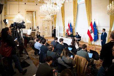 Am 24. Februar 2026 nahmen (v.l.n.r.) Bundesministerin Eva-Maria Holzleitner, Bundesministerin Beate Meinl-Reisinger und Bundesminister Wolfgang Hattmannsdorfer am Pressefoyer nach dem Ministerrat teil.