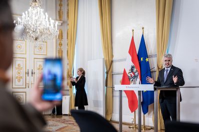 Am 28. April 2026 lud der Regierungsberater f&uuml;r nationale Sicherheit und Krisenvorsorge, Peter Vorhofer, zu einem Briefing ins Bundeskanzleramt, um &uuml;ber Aktuelles aus dem Koordinationsgremium zu berichten.