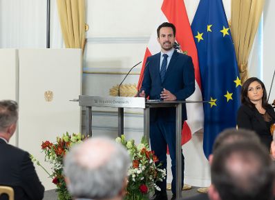 Am 8. Mai 2026 fand der Festakt zum Gedenken an die Befreiung vom Nationalsozialismus und an die Beendigung des Zweiten Weltkrieges in Europa im Bundeskanzleramt statt. Im Bild Bundesminister Christoph Wiederkehr.