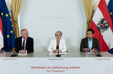 Am 26. Juni 2026 nahmen (v.l.n.r.) Bundesminister Gerhard Karner, Bundesministerin Anna Sporrer und Klubobmann Yannick Shetty am Pressefoyer nach dem Ministerrat teil.